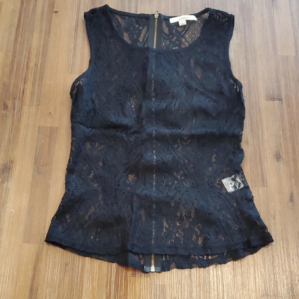 Women's Lace Zipped Tank Top